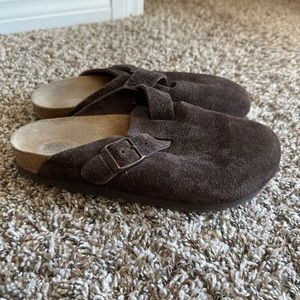 Birkenstork Boston clogs